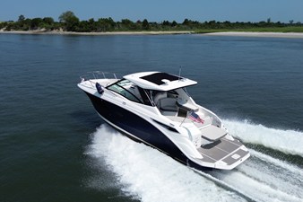 Sea Ray 320 SUNDANCER 0 2023 Sea Ray 320 SUNDANCER 1