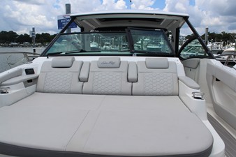 Sea Ray 320 SUNDANCER 22 2023 Sea Ray 320 SUNDANCER 23