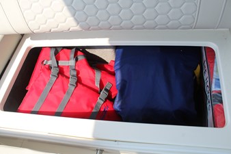 Sea Ray 320 SUNDANCER 24 2023 Sea Ray 320 SUNDANCER 25
