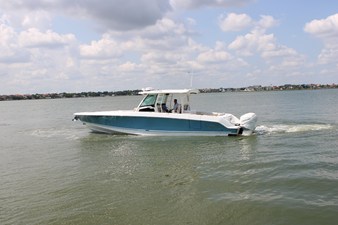 Boston Whaler 380 OUTRAGE 2 2018 Boston Whaler 380 OUTRAGE 3
