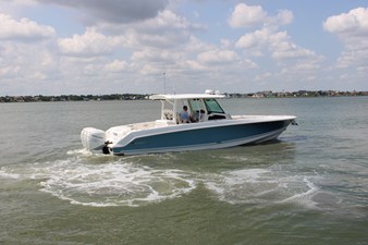 Boston Whaler 380 OUTRAGE 14 2018 Boston Whaler 380 OUTRAGE 15