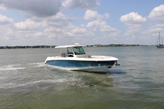 Boston Whaler 380 OUTRAGE 19 2018 Boston Whaler 380 OUTRAGE 20