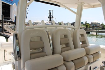 Boston Whaler 380 OUTRAGE 33 2018 Boston Whaler 380 OUTRAGE 34