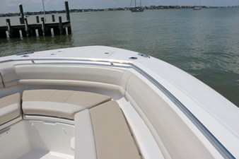 Boston Whaler 380 OUTRAGE 34 2018 Boston Whaler 380 OUTRAGE 35