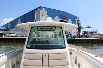 Boston Whaler 380 OUTRAGE 38 2018 Boston Whaler 380 OUTRAGE 39