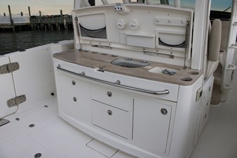 Boston Whaler 380 OUTRAGE 42 2018 Boston Whaler 380 OUTRAGE 43