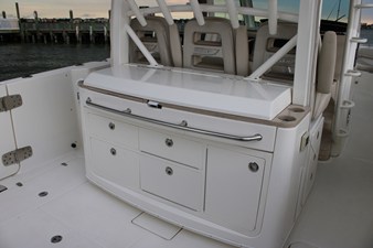 Boston Whaler 380 OUTRAGE 43 2018 Boston Whaler 380 OUTRAGE 44