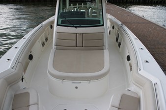 Boston Whaler 380 OUTRAGE 48 2018 Boston Whaler 380 OUTRAGE 49
