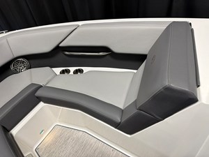 2024 Cobalt CS23 64