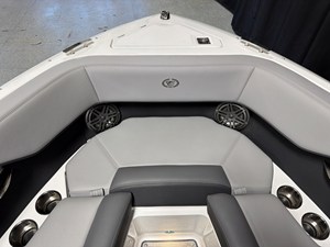 2024 Cobalt CS23 67