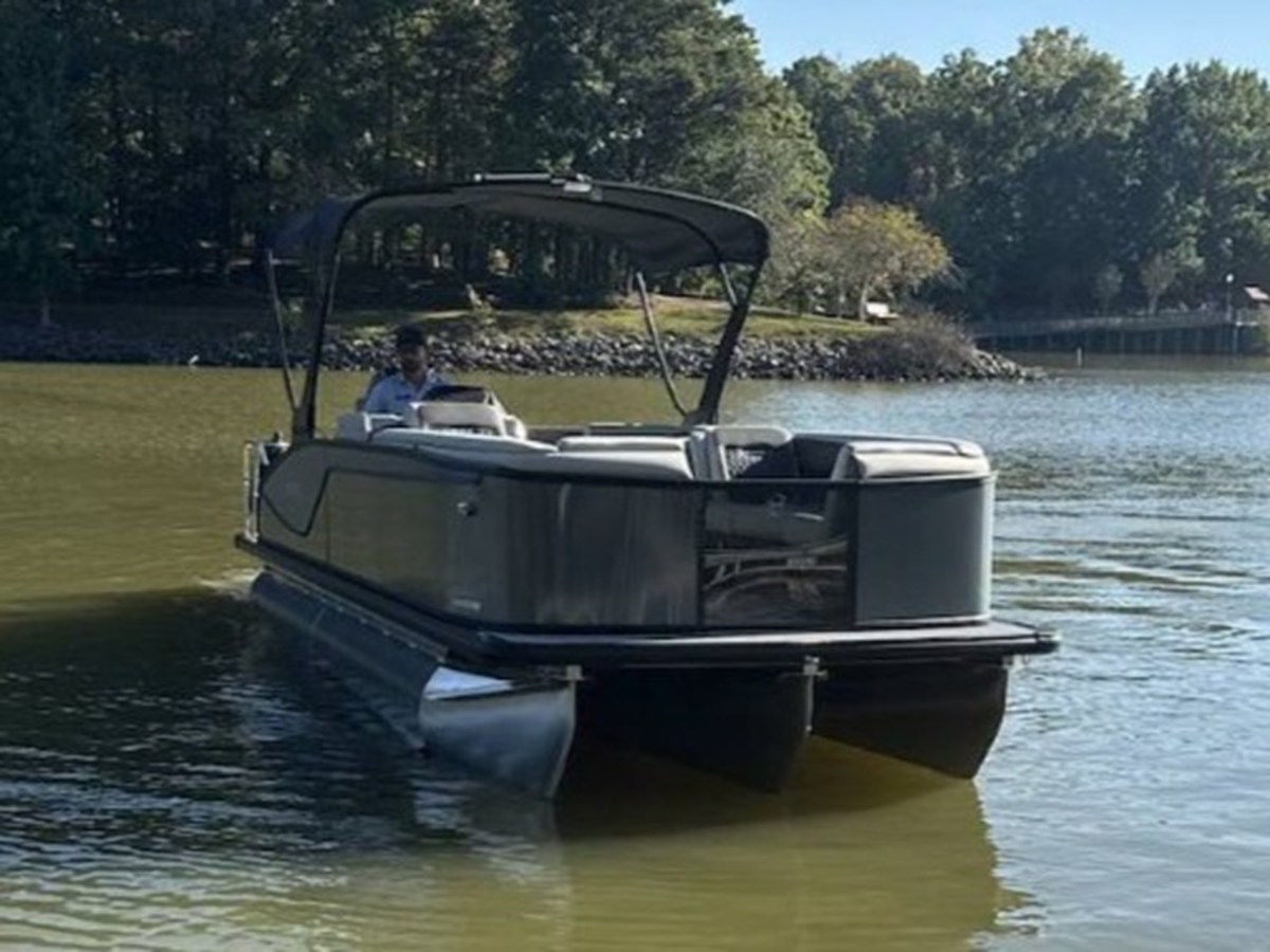 2027 Harris Sunliner 250 4
