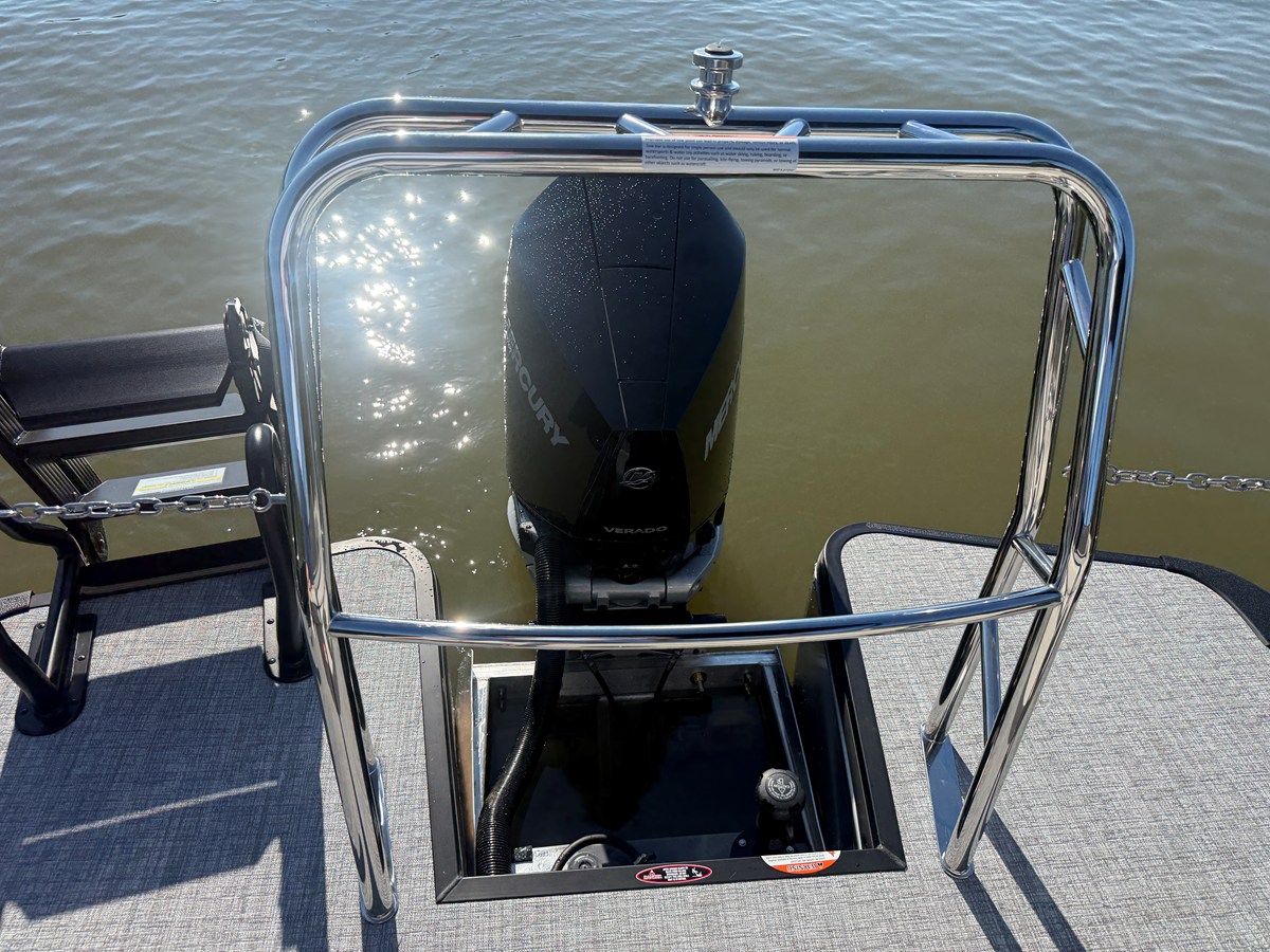 2027 Harris Sunliner 250 17