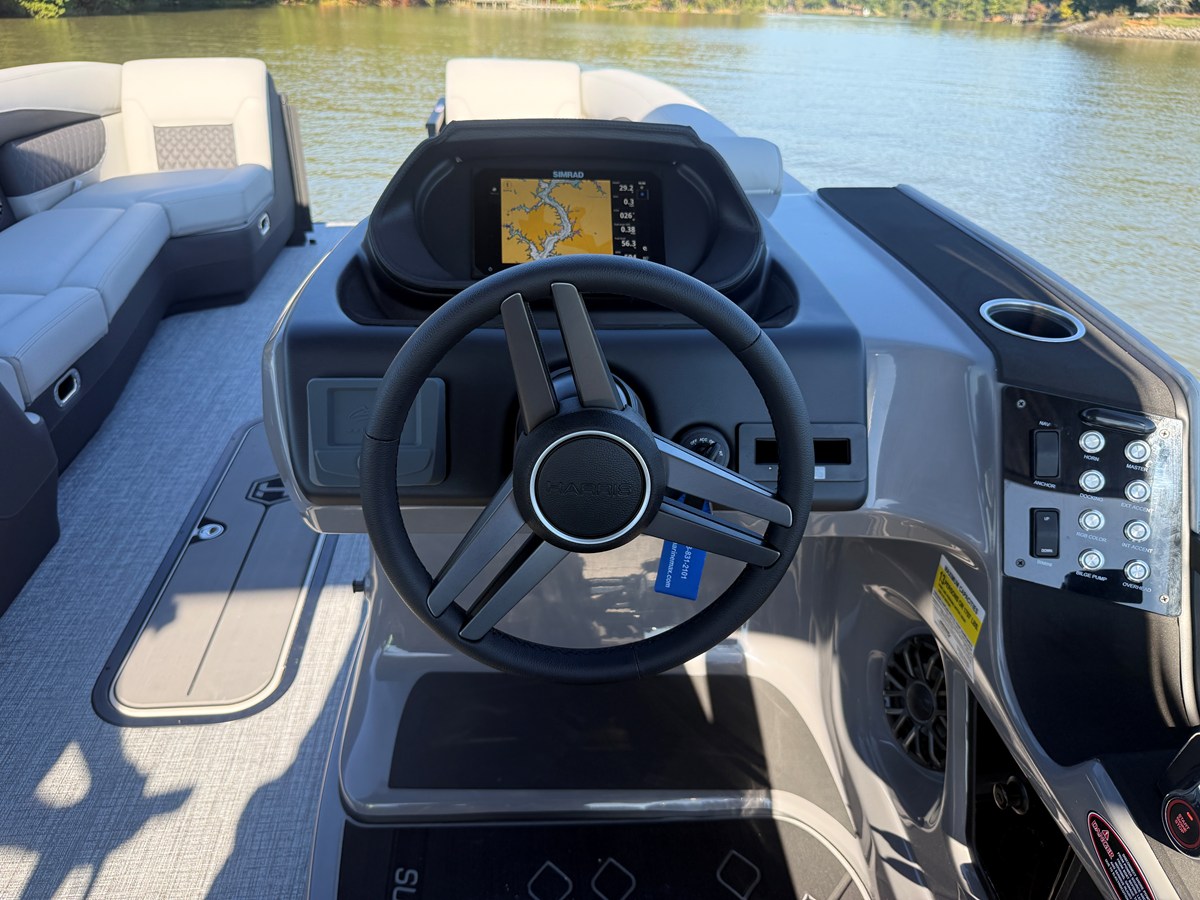 2027 Harris Sunliner 250 35