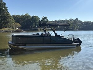 2027 Harris Sunliner 250 13