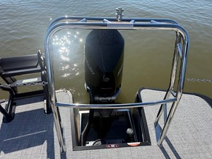 2027 Harris Sunliner 250 17
