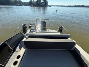 2027 Harris Sunliner 250 23