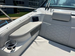 2027 Sea Ray Sundancer 320 46