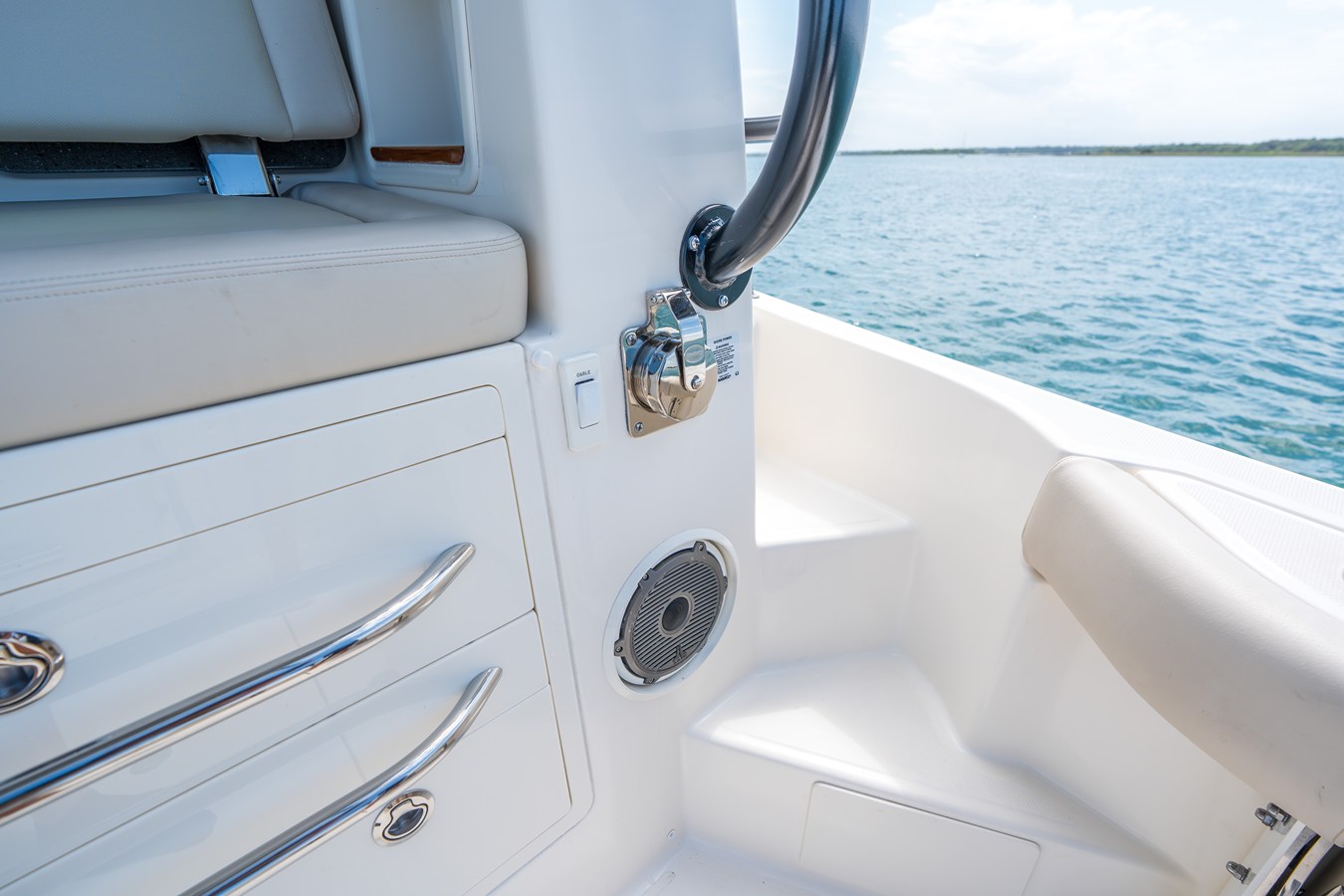 2026 Boston Whaler 405 Conquest 20