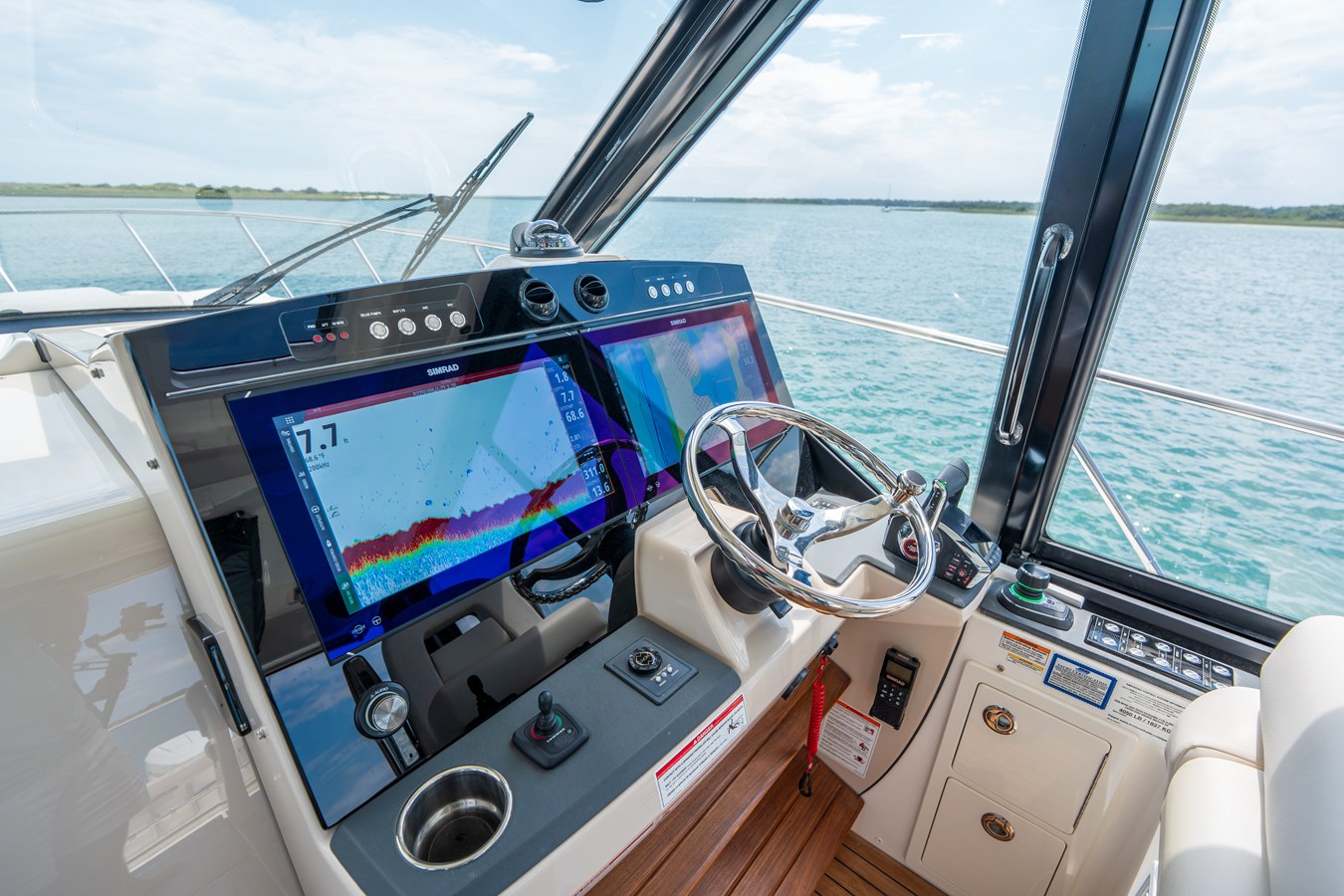 2026 Boston Whaler 405 Conquest 28