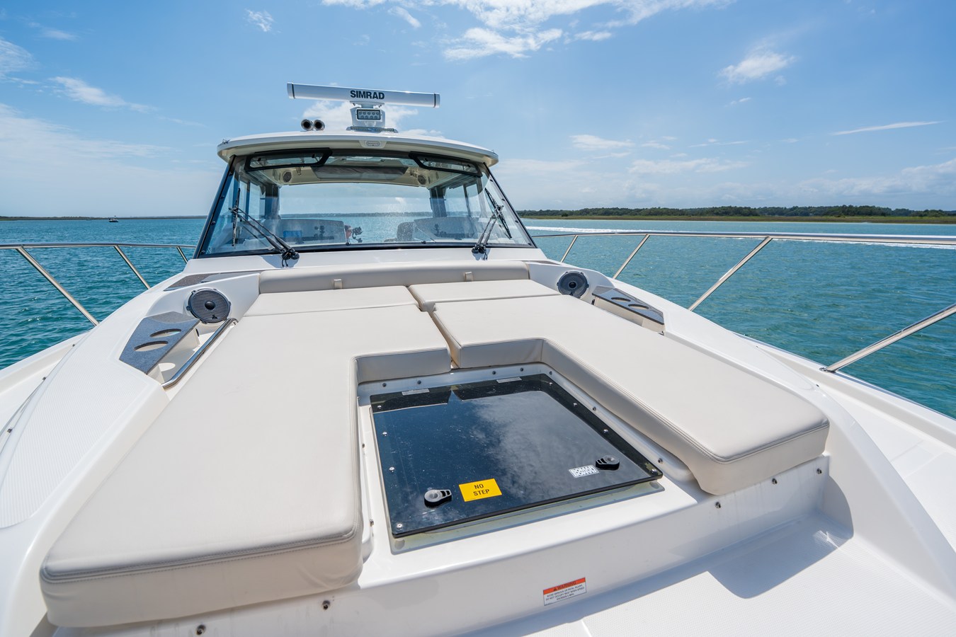 2026 Boston Whaler 405 Conquest 47