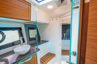2026 Boston Whaler 405 Conquest 39