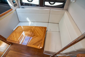 2026 Boston Whaler 405 Conquest 44