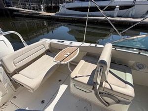 2017 Boston Whaler 230 VANTAGE 13