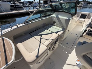 2017 Boston Whaler 230 VANTAGE 53