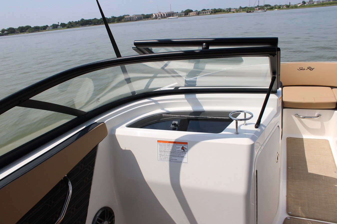2026 Sea Ray SPX 210 35