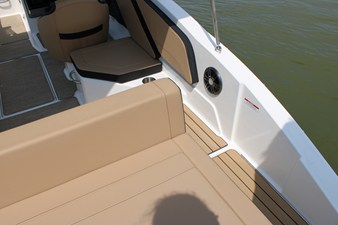 2026 Sea Ray SPX 210 26