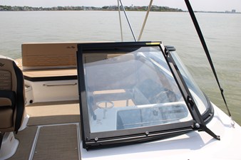 2026 Sea Ray SPX 210 30
