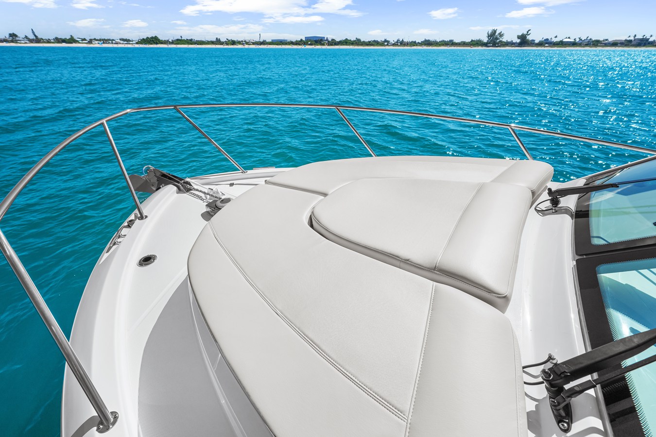 2027 Boston Whaler 285 Conquest 39