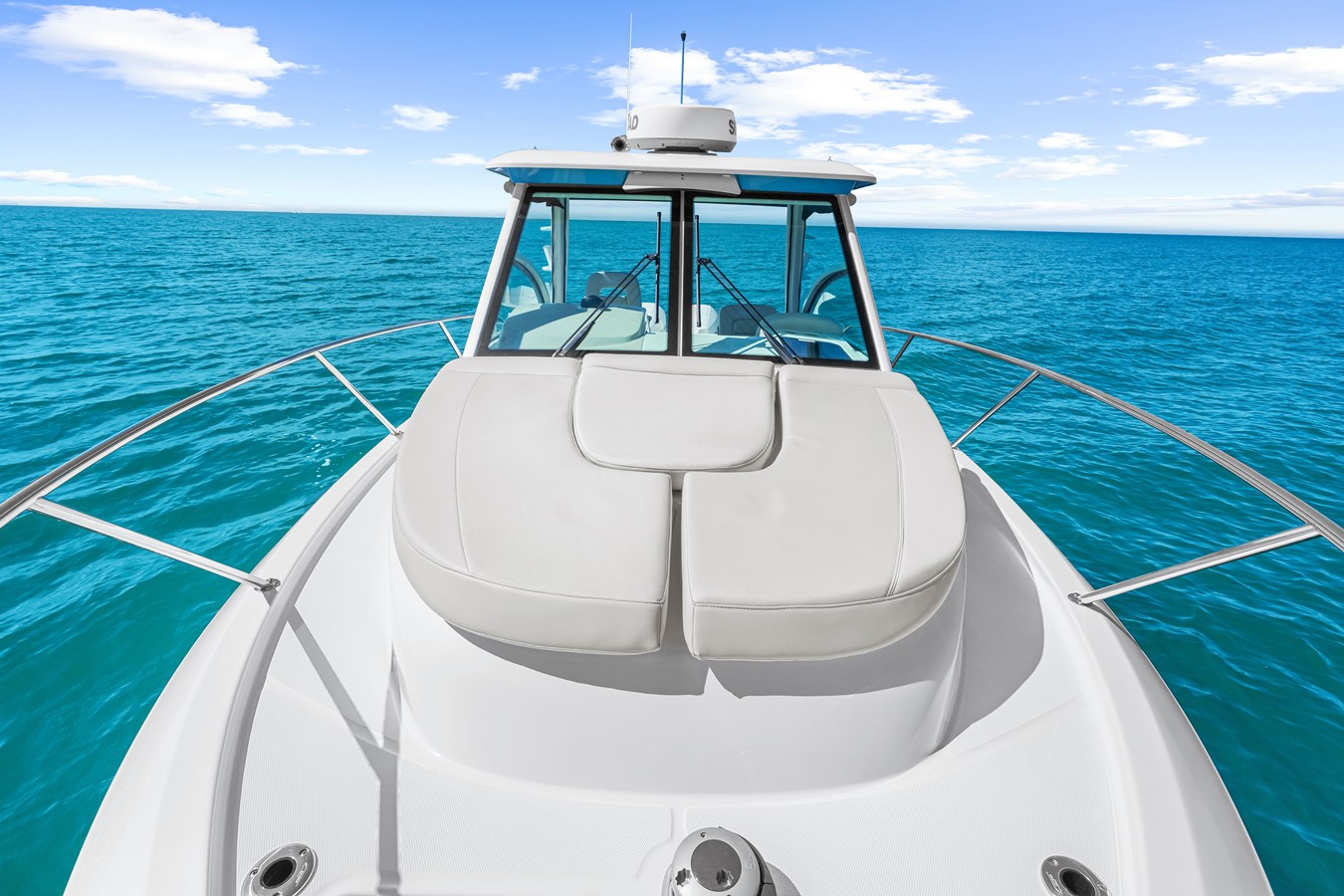 2027 Boston Whaler 285 Conquest 41