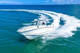 2027 Boston Whaler 285 Conquest 14