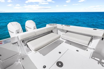 2027 Boston Whaler 285 Conquest 22