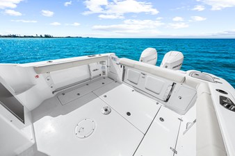 2027 Boston Whaler 285 Conquest 23