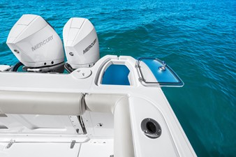 2027 Boston Whaler 285 Conquest 25