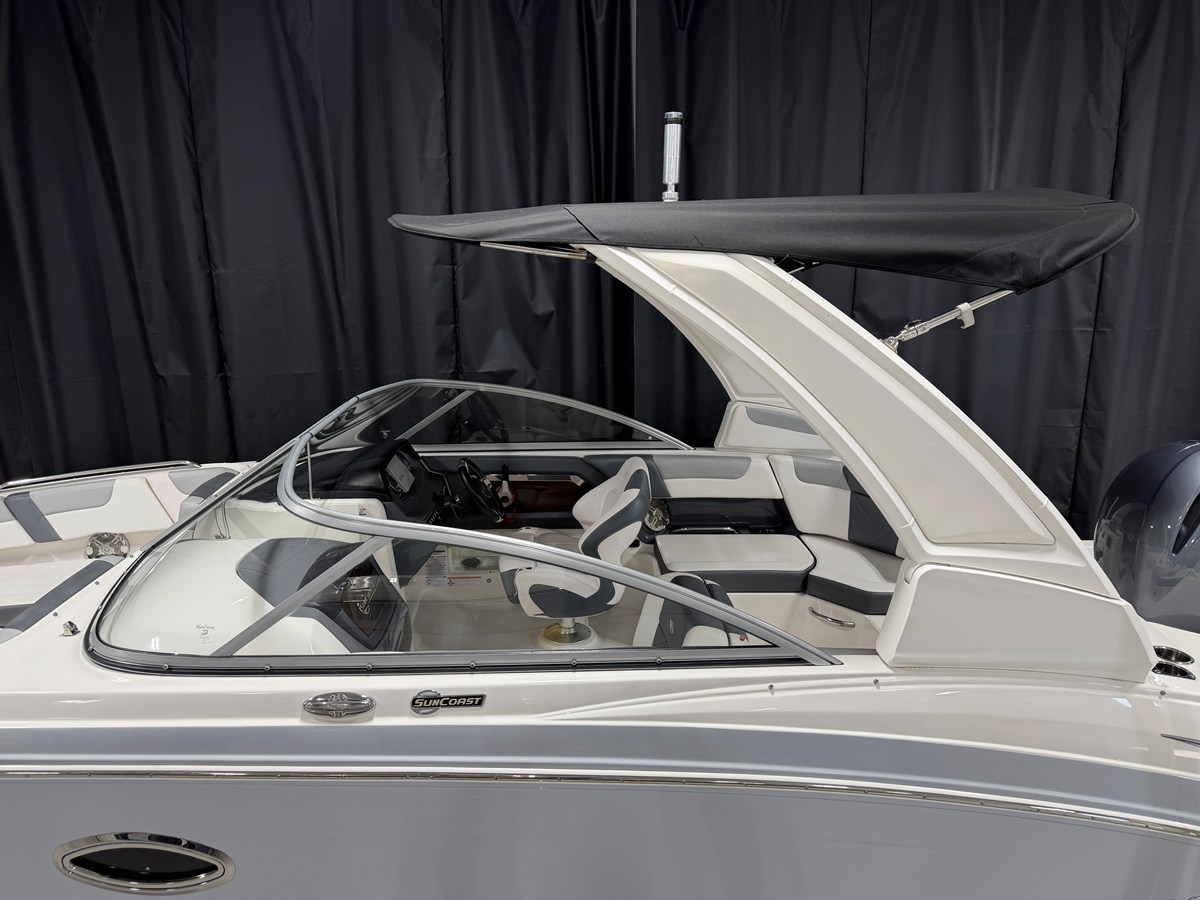 2019 Chaparral 230 SUNCOAST 6
