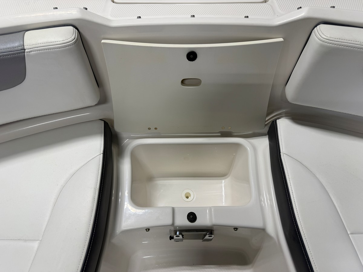 2019 Chaparral 230 SUNCOAST 93