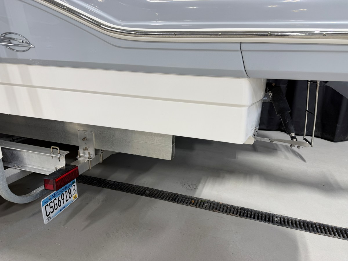 2019 Chaparral 230 SUNCOAST 104