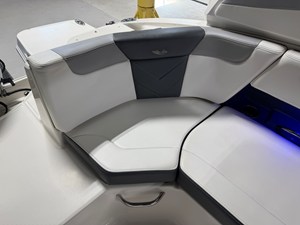 2019 Chaparral 230 SUNCOAST 40