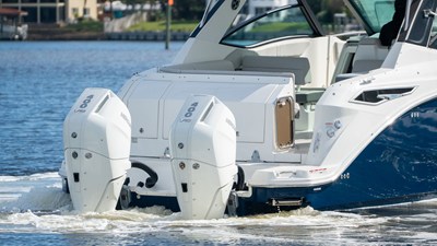 Sea Ray Sundancer 320 Outboard 4 2026 Sea Ray Sundancer 320 Outboard 5