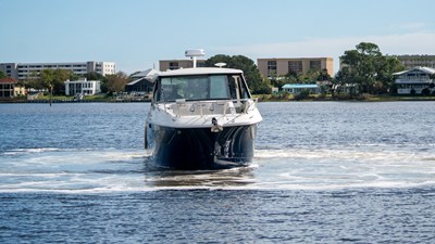 Sea Ray Sundancer 320 Outboard 5 2026 Sea Ray Sundancer 320 Outboard 6