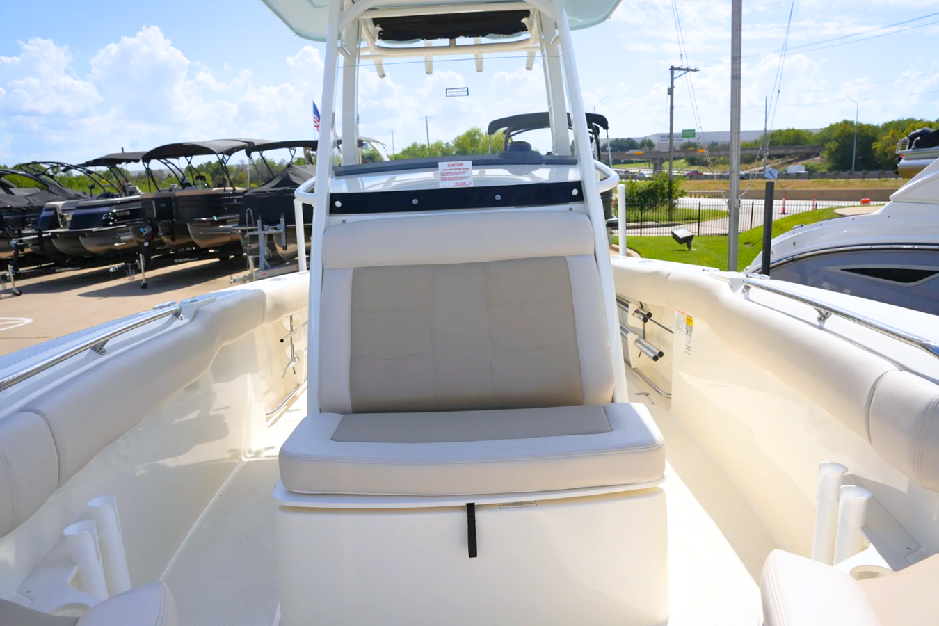 2026 Boston Whaler 230 Outrage 19