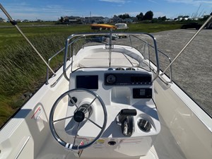 Boston Whaler 170 Montauk 7 2026 Boston Whaler 170 Montauk 8