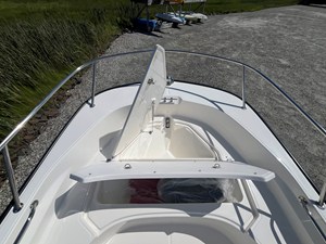 Boston Whaler 170 Montauk 12 2026 Boston Whaler 170 Montauk 13