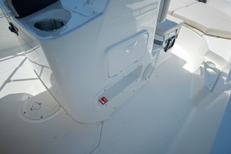 Boston Whaler 170 Montauk 9 2027 Boston Whaler 170 Montauk 15