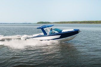 Aviara AV32 OB 0 2023 Aviara AV32 OB 1