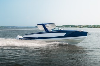 Aviara AV32 OB 1 2023 Aviara AV32 OB 2