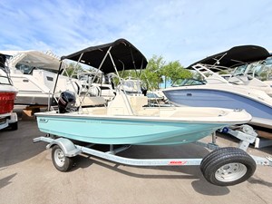 Boston Whaler 150 Montauk 1 2026 Boston Whaler 150 Montauk 2
